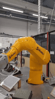 Stäubli TX2-90 suivant une trajectoire sinusoïdale, GIF original